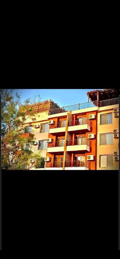 Dead Sea Lafamilia Albadwan Aparthotel Sweimeh Exteriör bild