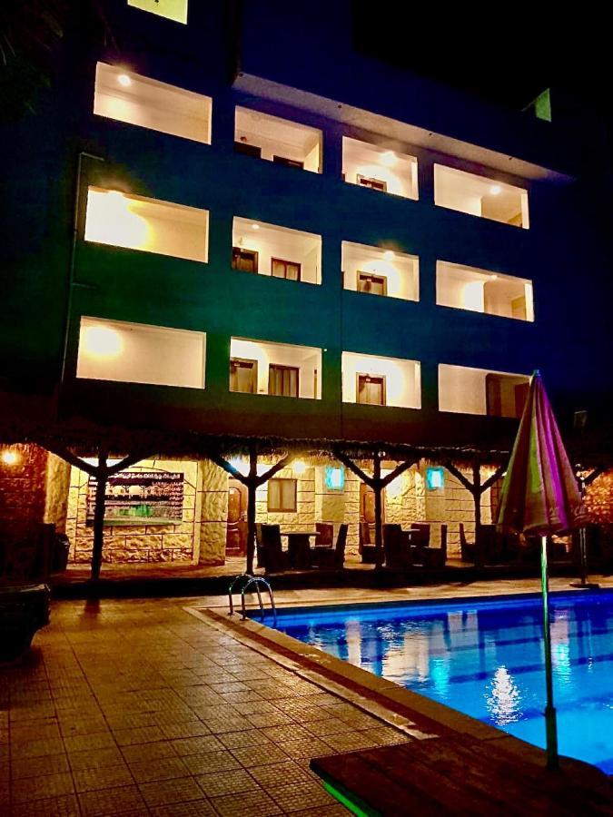 Dead Sea Lafamilia Albadwan Aparthotel Sweimeh Exteriör bild